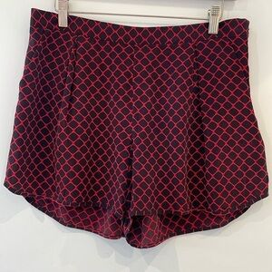Club Monaco black and red silk Dress Shorts with pockets, office, size 6